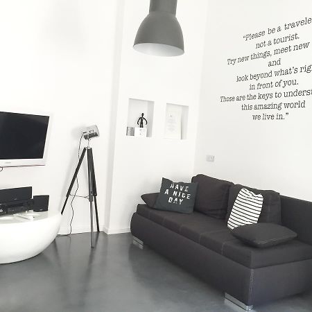 Mini Loft Design - With Sauna Budapest Exteriör bild